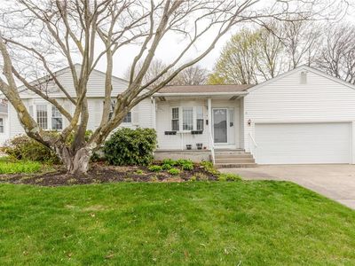 42 Batcheller Ave, Providence, RI, 02904