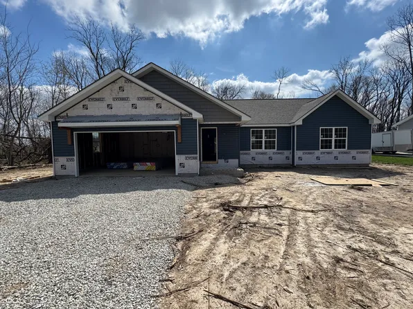 158 Victory Hl, Coatesville, IN 46121