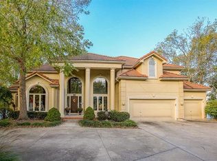 521 NE Lake Pointe Cir, Lees Summit, MO 64064