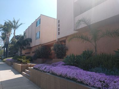 5429 Newcastle Ave APT 318, Encino, CA, 91316