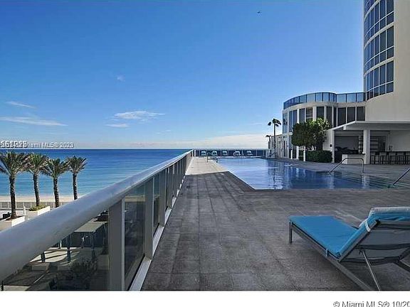 4th image of 15811 Collins Ave APT 2502