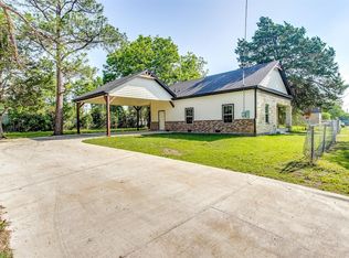 617 E Chambers St, Cleburne, TX 76031