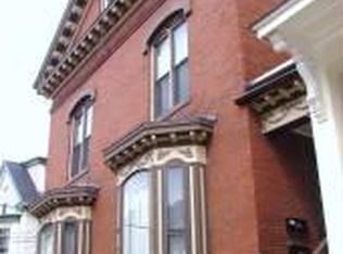 77 Carleton St, Portland, ME 04102