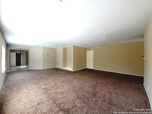 3207 Sackville Dr — Photo 23