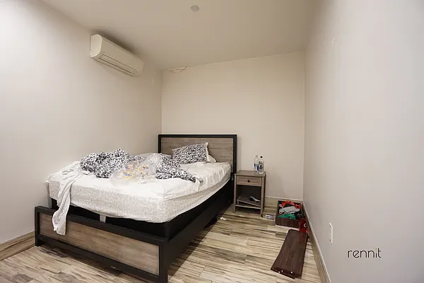 Rented by Rennit Inc. | media 24