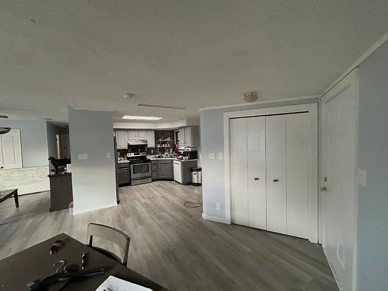 4 Rockland Dr — Photo 3