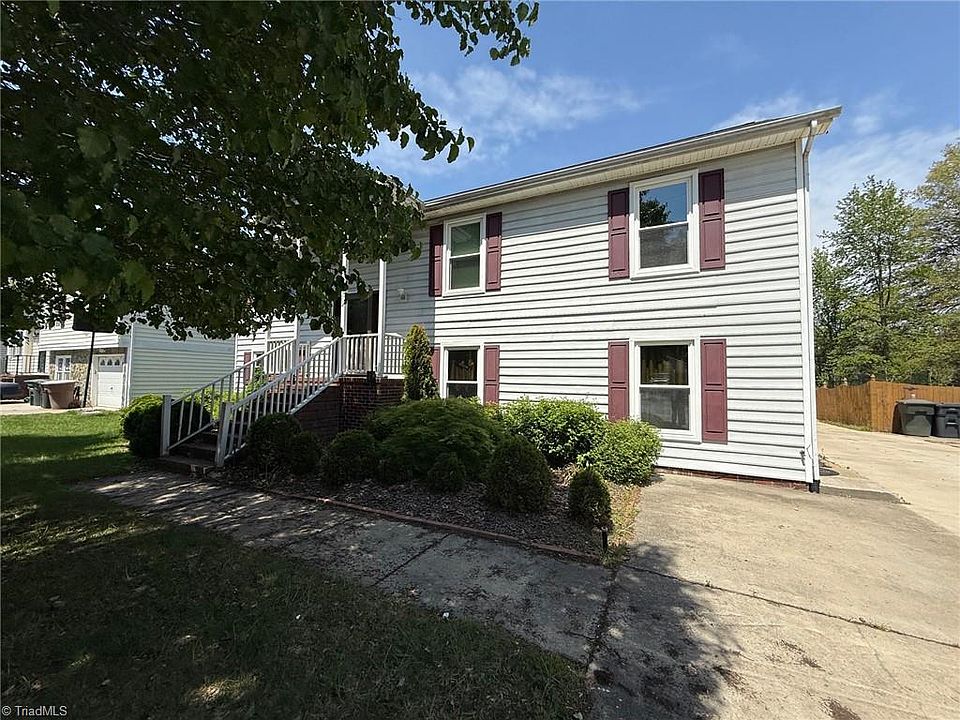 1st image of 204 Glenview Dr