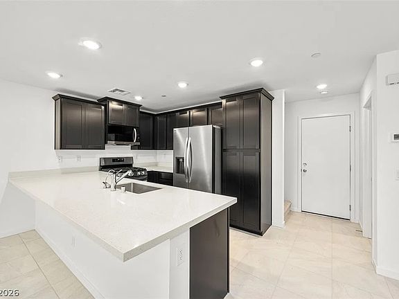 2nd image of 5913 Yee Haw St