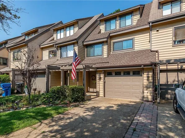 2309 Kingbird Ln, Virginia Beach, VA 23455