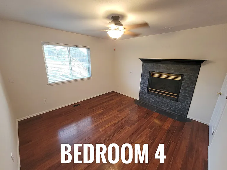 3620 Richmond Dr #4 — Photo 1