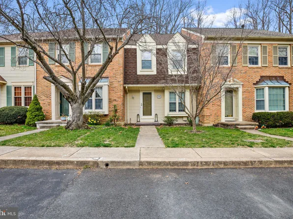 429 Briarcreek Dr, Hockessin, DE 19707