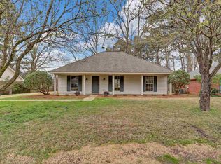 646 Twin Harbor Pl, Madison, MS 39110