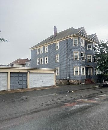 2nd image of 492 N Front St