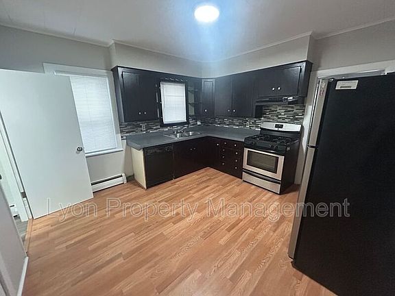 3rd image of 112 A St Floor 2