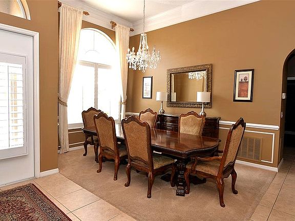 2nd image of 317 Glen Club Dr