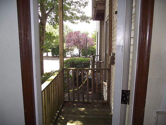2nd image of 973 Green St