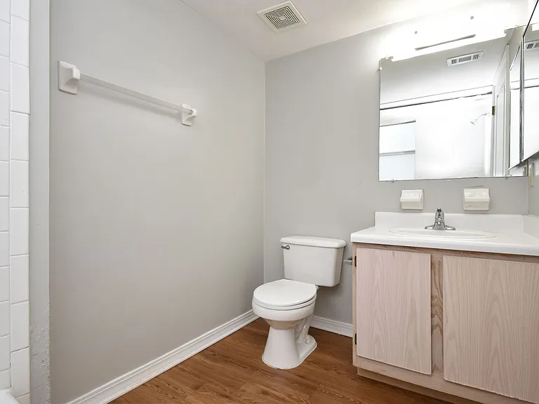 2360 SW Archer Rd #1008 — Photo 7