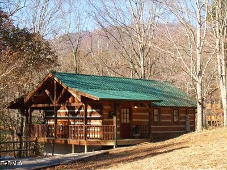 1st image of 2208 Lake View Ln