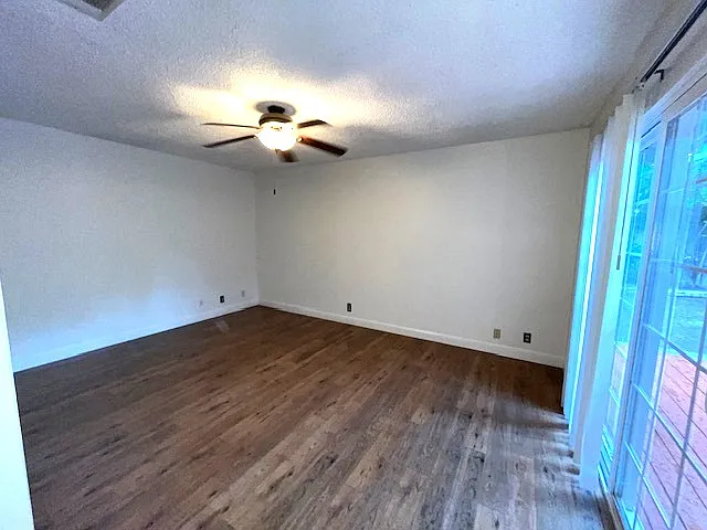1170 Dawson Dr — Photo 19