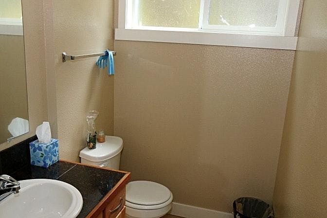 bathroom2