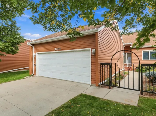 3307 W Prairiewood Dr S, Fargo, ND 58103