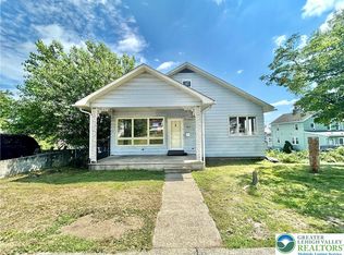 603 Shawnee St, Roseto, PA