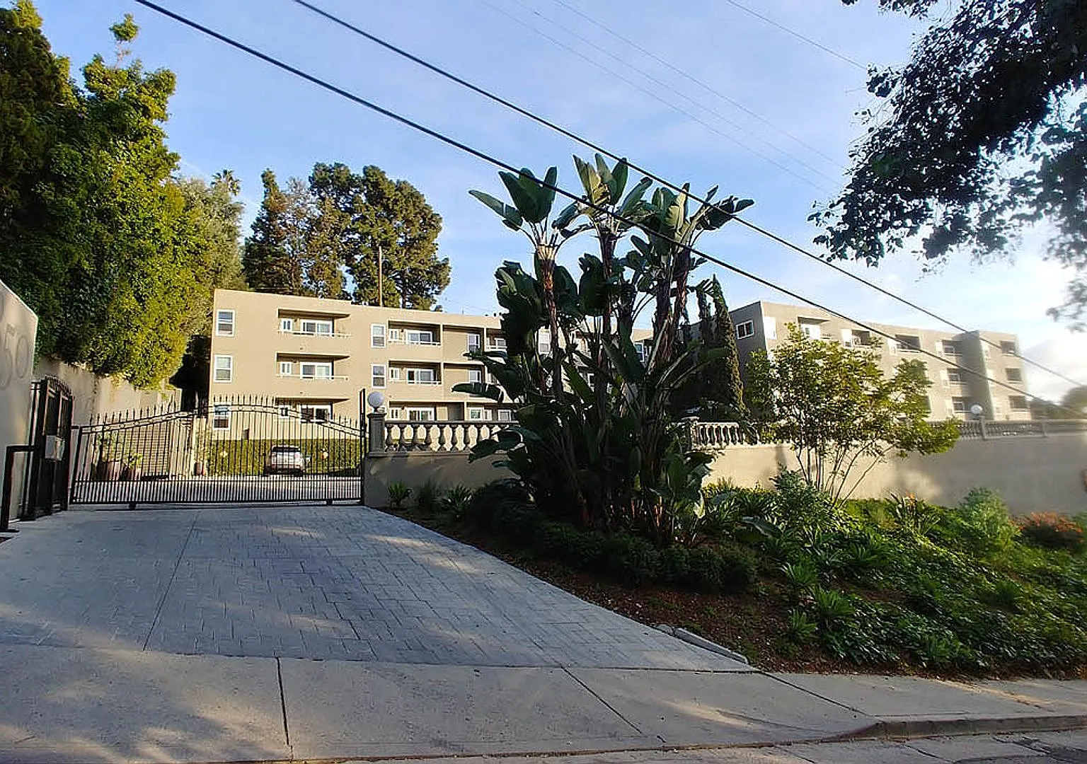 Carmel Heights Apts — Photo 1