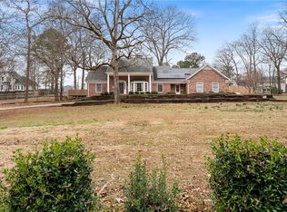 43 Hickory Hill Dr SW, Cartersville, GA 30120