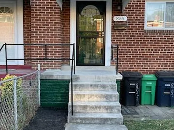 855 Neptune Ave, Oxon Hill, MD 20745