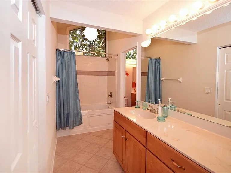 231 Southampton Ln #277 — Photo 21