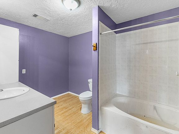 5th image of 16511 Edgefield Ln