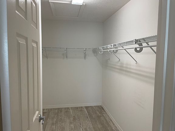 5th image of 1479 Ducksbury St