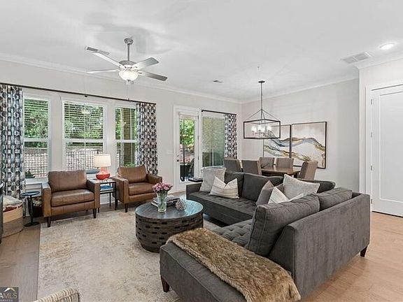 5th image of 1090 Harper Cove Dr