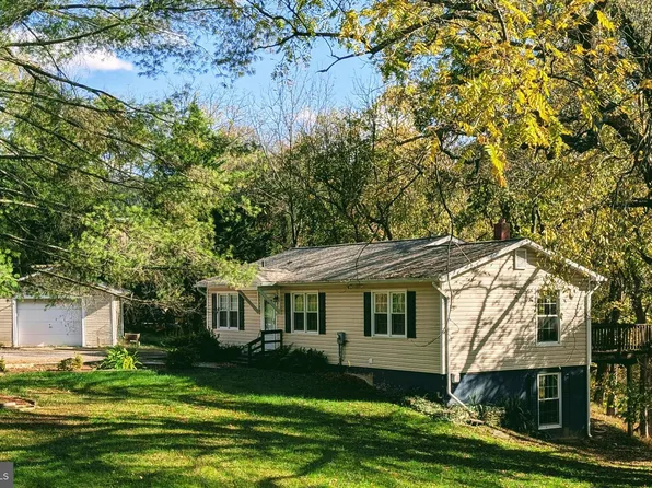 7403 Bear Branch Rd, Adamstown, MD 21710