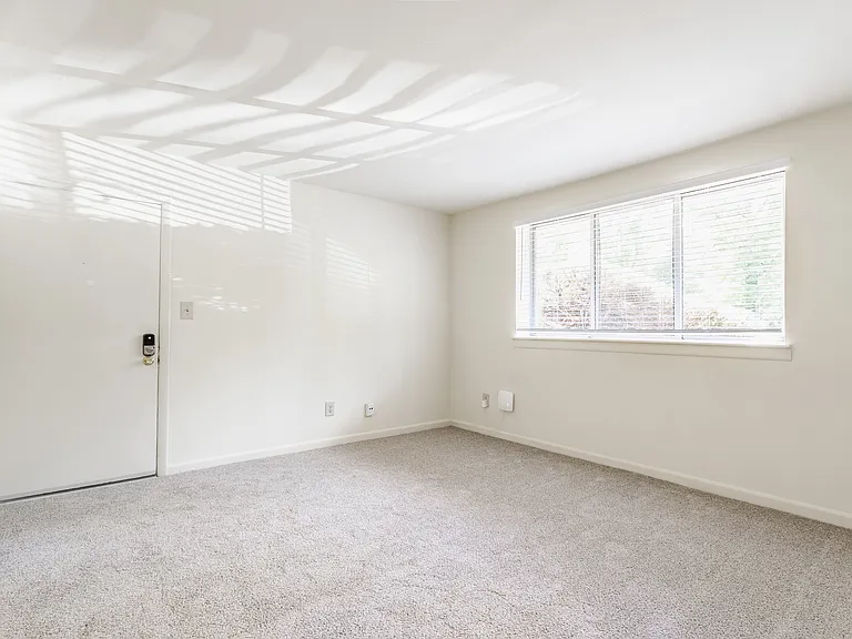 Bavarian Village Apartments — Photo 3