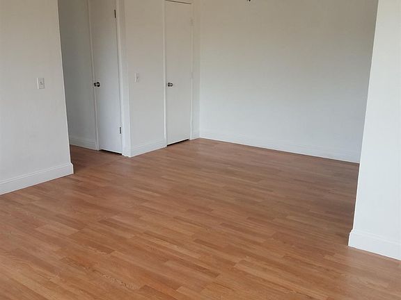 5th image of 1109 Casita Dr APT 4