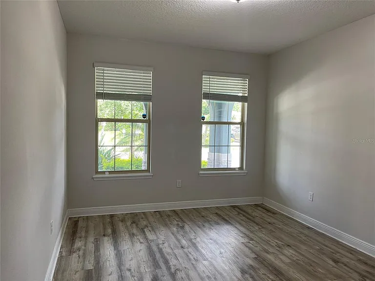 10194 Atwater Bay Dr — Photo 12
