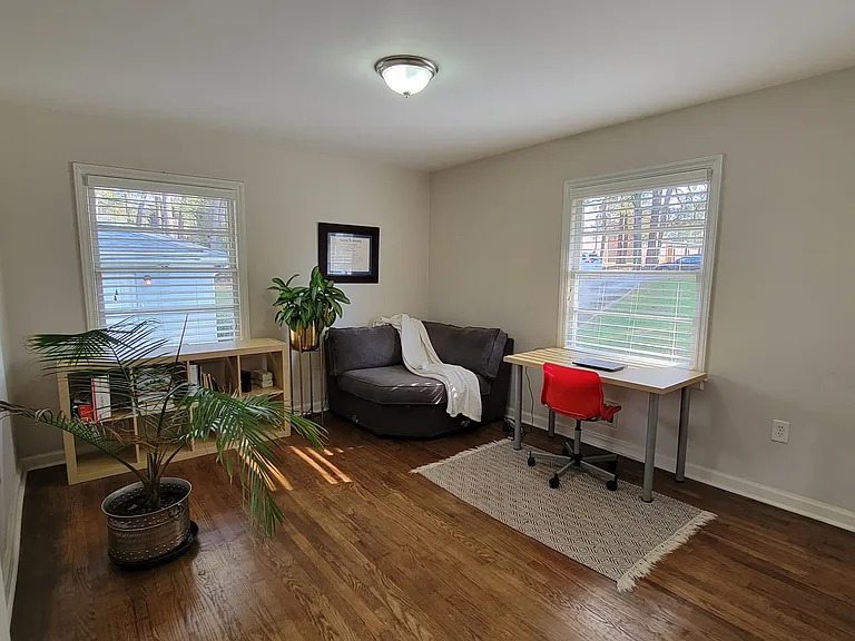 3010 Santa Monica Dr — Photo 16
