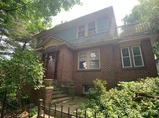192 Saint Pauls Ave, Staten Island, NY 10301