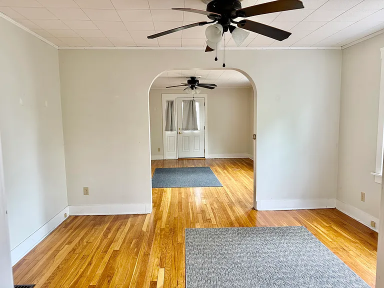 147 E Frederick St #1 — Photo 9