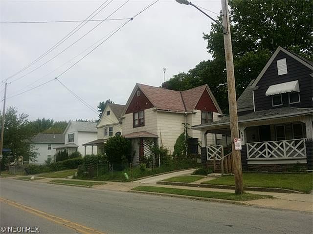2nd image of 671 E 125th St