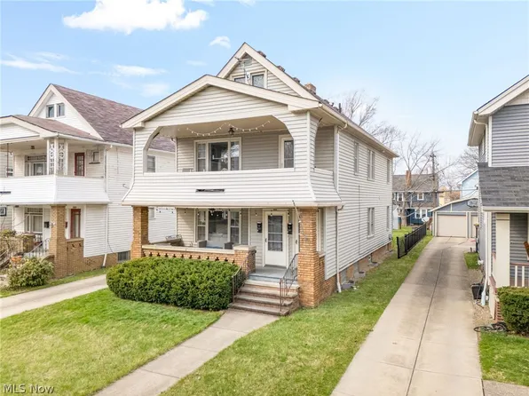 14420 Delaware Ave, Lakewood, OH 44107