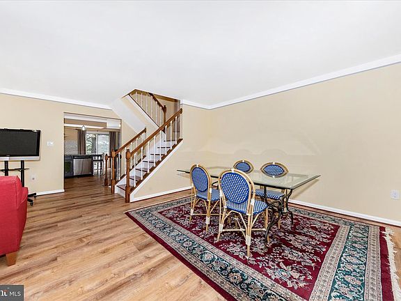 4th image of 19327 Churubusco Ln