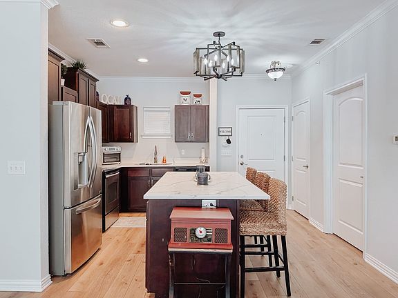 4th image of 9900 Northshore Blvd #3209