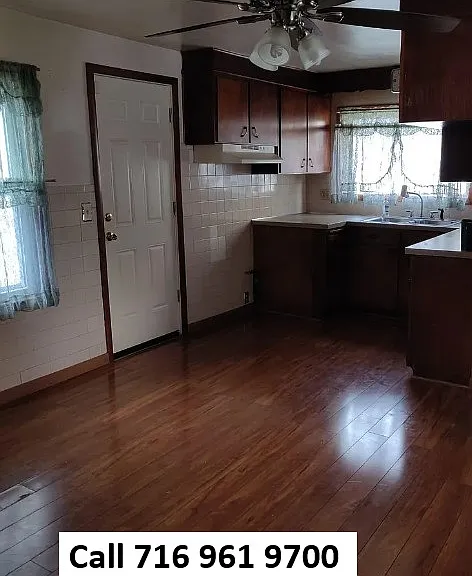 1344 Linwood Ave — Photo 3