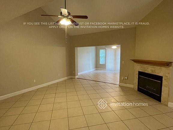 4th image of 462 E Springtree Way