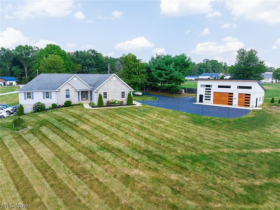 1st image of 9554 Dover Rd