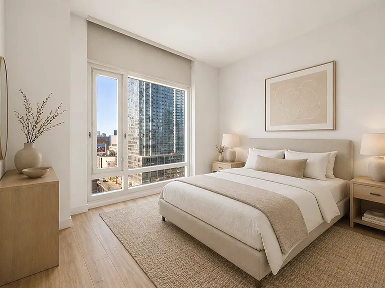 555 W 43rd St #Penthouse 1 — Photo 11