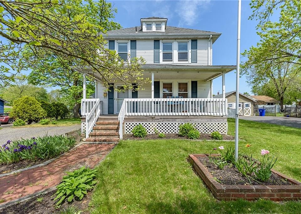 1st image of 60 Dayton Ave