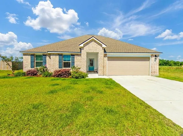 23074 Riverbank St, Vacherie, LA 70090